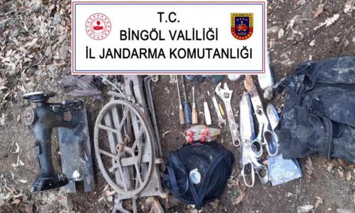 Bingöl’de 11 odalı terörist sığınağı imha edildi!.