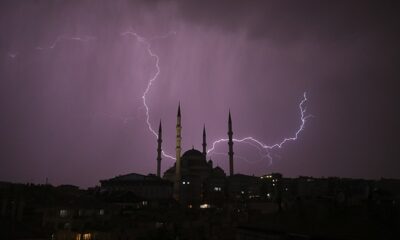 Ankara Valiliği’nden kuvvetli rüzgar ve fırtına uyarısı..