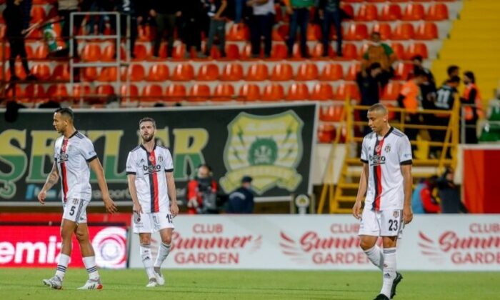 Beşiktaş, Alanyaspor’a 2-0 mağlup oldu!.