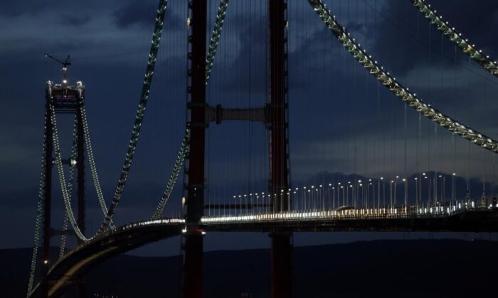 Cumhurbaşkanı Erdoğan’dan Çanakkale Köprüsü paylaşımı..