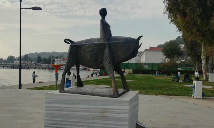 İzmir’in heykelleri bakıma alındı!.