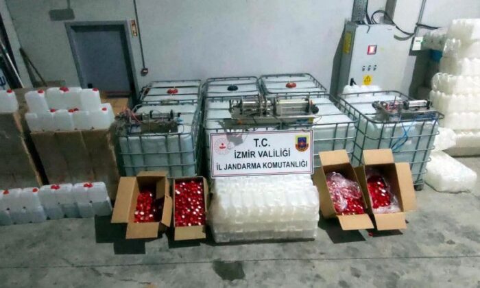 İzmir’de sahte alkol operasyonu..