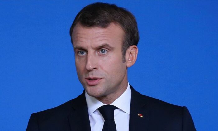 Macron’dan coronavirüs için 65 yaş üstü kararı..