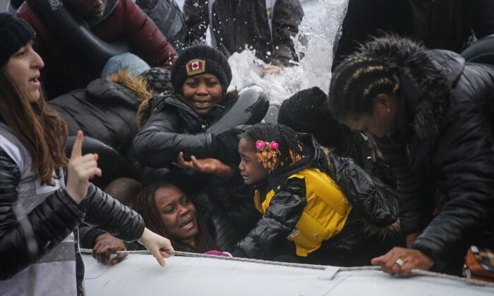 Midilli Adası’nda insan ticaretinden işkenceye Yunan zulmü..