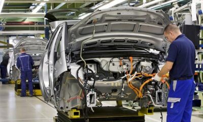 İngiltere’de otomobil üretimi son 65 yılın en düşük seviyesinde..
