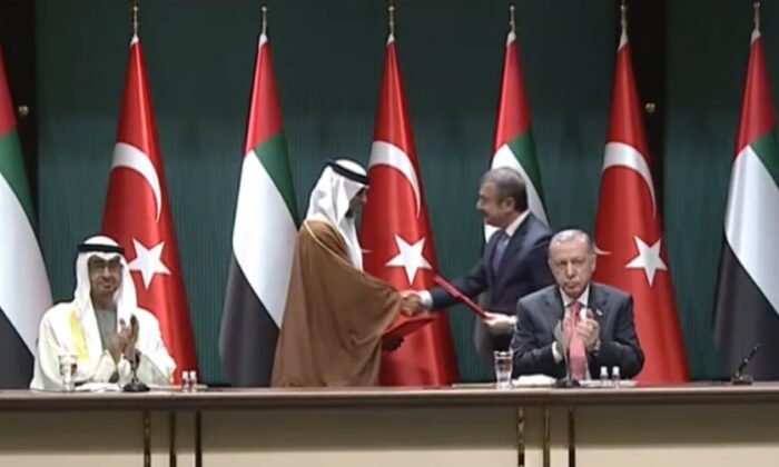 BAE ile Türkiye arasında iş birliği anlaşmaları imzalandı!.