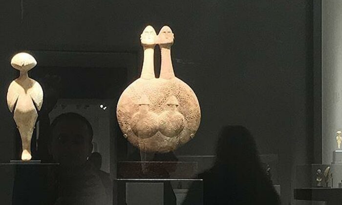 ABD’li milyarderin koleksiyonundaki 14 çalıntı tarihi eser, Türkiye’ye iade edilecek!.