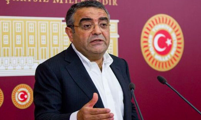 CHP’li SİHA Sezgin tartıştığı güvenlik görevlisini işten attırdı!.