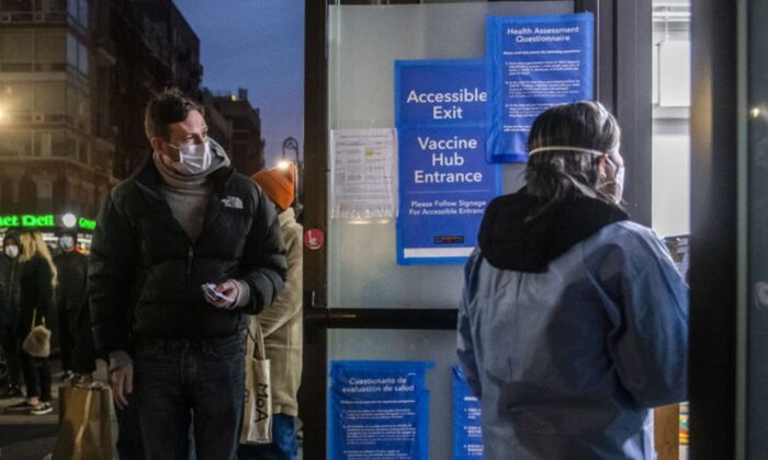 ABD’de Omicron alarmı! 740 uçuş daha iptal edildi!.