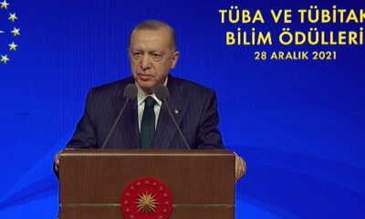 Cumhurbaşkanı Erdoğan TÜBİTAK ve TÜBA Bilim Ödülleri Töreni’nde konuşuyor!. (canlı yayın)
