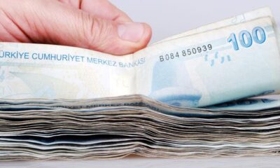 AK Parti’den memur maaşlarına ilişkin açıklama..