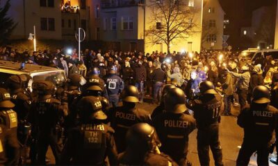 Almanya karıştı! Aşı karşıtlarının eyleminde arbede..