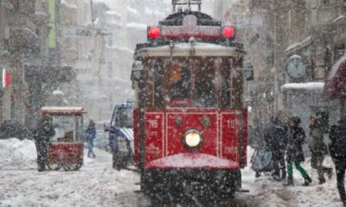 İstanbul Valiliği’nden kar yağışı uyarısı..