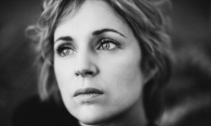 Agnes Obel İstanbul’a geliyor! Biletler 6 ay önceden satışa çıktı!. (video haber)