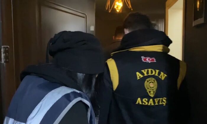 Aydın’da masaj salonlarına fuhuş operasyonu! 14 gözaltı..