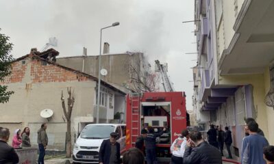 Bağcılar’da bir binada patlama..