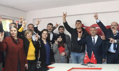 CHP ve İYİ Parti’den istifa eden 27 kişi MHP’ye geçti!.