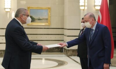 Cezayir Büyükelçisi Mımounı’den Başkan Erdoğan’a güven mektubu..