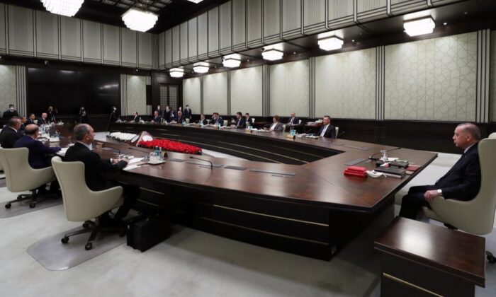 Cumhurbaşkanlığı Kabinesi, Cumhurbaşkanı Erdoğan başkanlığında toplandı!.