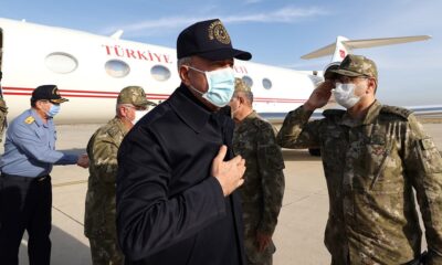 Hulusi Akar ve komuta kademesi Suriye sınırında..