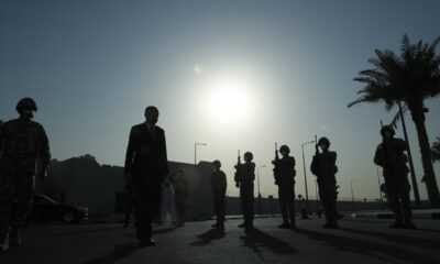 Cumhurbaşkanı Erdoğan, Katar’da Türk Birliğini ziyaret etti!.