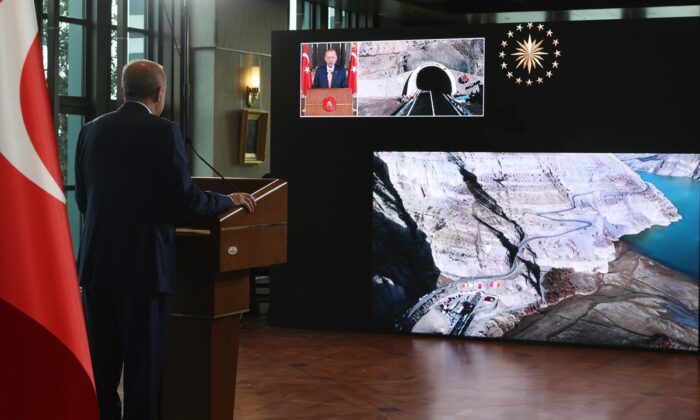 Pirinkayalar Tüneli açıldı!.