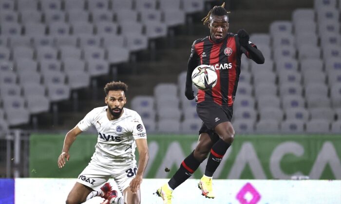 Fenerbahçe, 9 kişi kalan Karagümrük’le 1-1 berabere kaldı!.