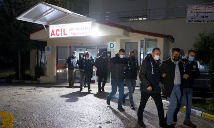 FETÖ’nün Adalet Bakanlığı yapılanmasına operasyon! 30 gözaltı kararı..