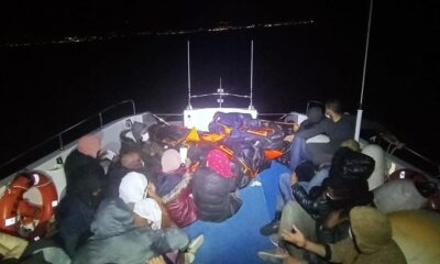 İzmir’de Türk Kara Sularına itilen 26 kaçak göçmen kurtarıldı!.