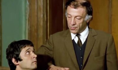 Münir Özkul ve Halit Akçatepe’nin heykellerine kızlarından tepki..