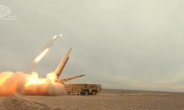 İran Devrim Muhafızları, İsrail nükleer tesisinin temsili maketini vurdu!.