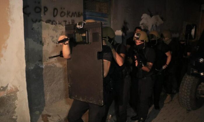 İstanbul’da DEAŞ operasyonu! 14 gözaltı kararı..