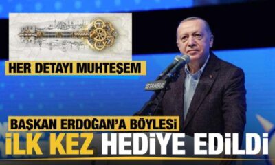 Cumhurbaşkanı Erdoğan’a İstanbul’un Dijital Anahtarı hediye edildi!.