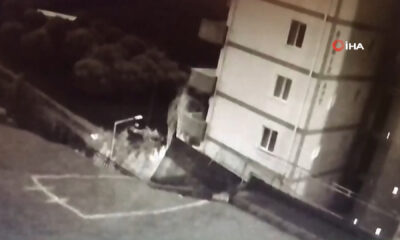 İzmir’de istinat duvarı çöktü, 88 daire boşaltıldı!.