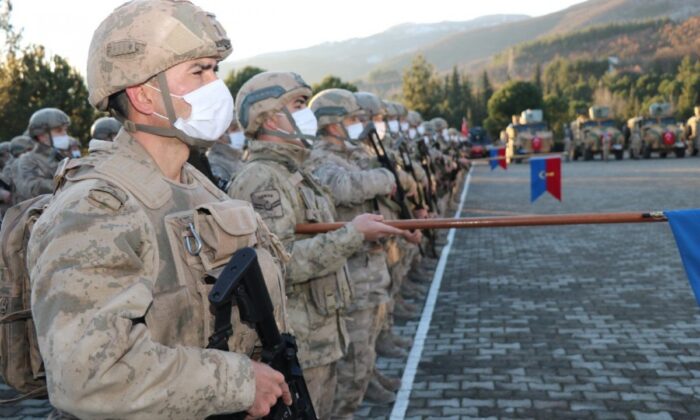 Tokat’ta komandolar, dualarla El-Bab’a uğurlandı!.