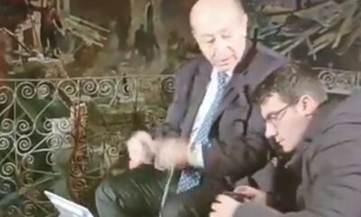 Bu nasıl bir rezalet nasıl bir şerefsizliktir!. Muharrem Sarıkaya canlı yayında ses teknisyenini tokatladı!.