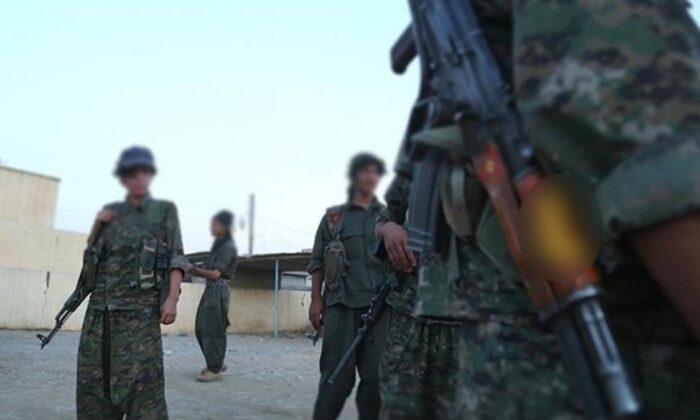 Suriye’de terör örgütü YPG/PKK muhalif Kürtlerin ofisini ateşe verdi!.