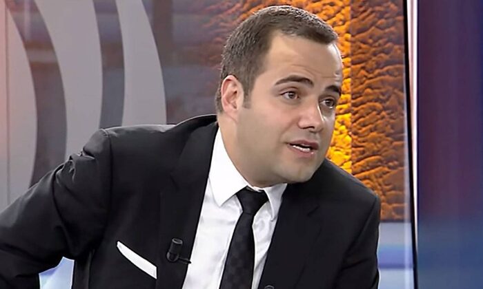 Ekonomistlerden kritik uyarı!. Döviz ve altınlarınızı kesinlikle satmayın!.