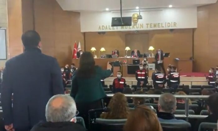 HDPKK’lı Pervin Buldan, mahkemede hakime parmak salladı!.