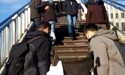 İstanbullunun İmamoğlu ile imtihanı! Üst geçidin asansörü bozuldu, engelli vatandaşlar büyük zorluk çekiyor!. (video haber)