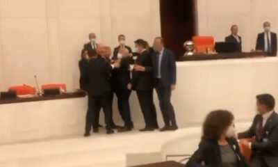 TBMM’de AK Partili ve CHP’li vekiller arasında yumruk yumruğa kavga..