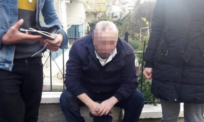 Ankara’da 13 yaşındaki kızı taciz eden şahsa mahalleliden dayak..