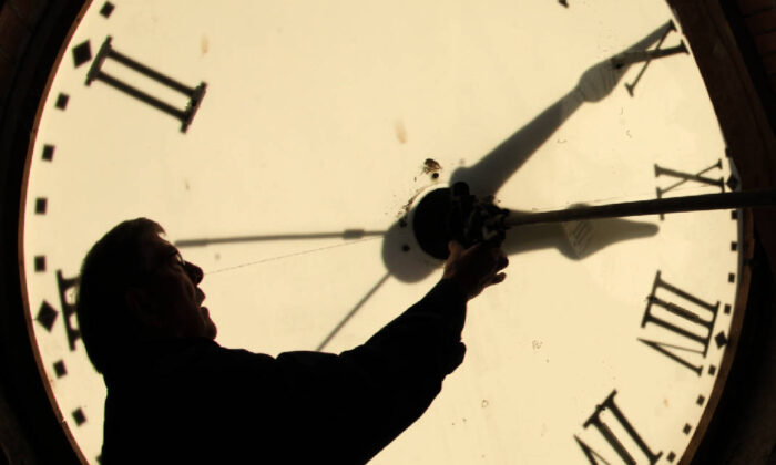 Kalıcı Yaz Saati uygulaması değişecek mi?. Resmi açıklama bakanlıktan geldi…