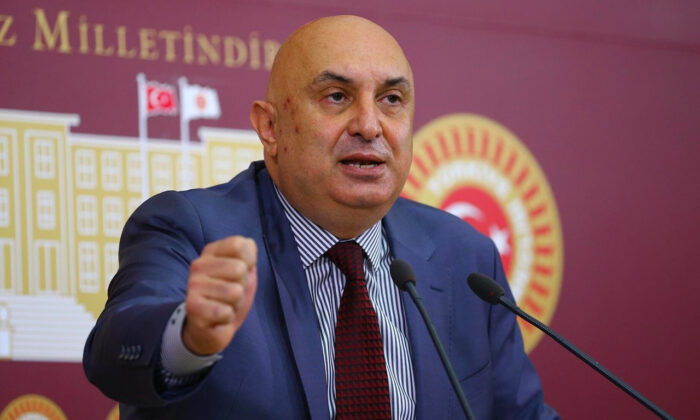 CHP’li Engin Özkoç Başkan Recep Tayyip Erdoğan’a 50 bin lira tazminat ödeyecek!.