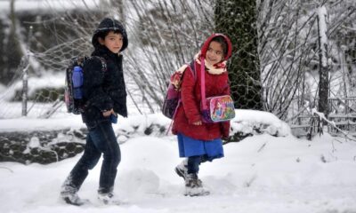 Kar ve fırtına fena bastırdı!. Okullar tatil edildi!.