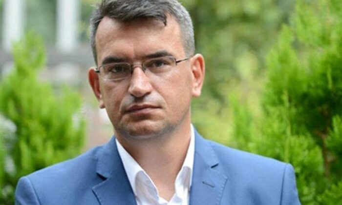 Ajanlık yaparken enselenen DEVA Parti’li Metin Gürcan için istenen ceza belli oldu!.