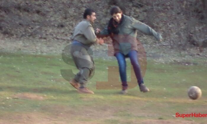 HDPKK’lı Semra Güzel’in PKK kamplarındaki yeni fotoğrafları ortaya çıktı!.