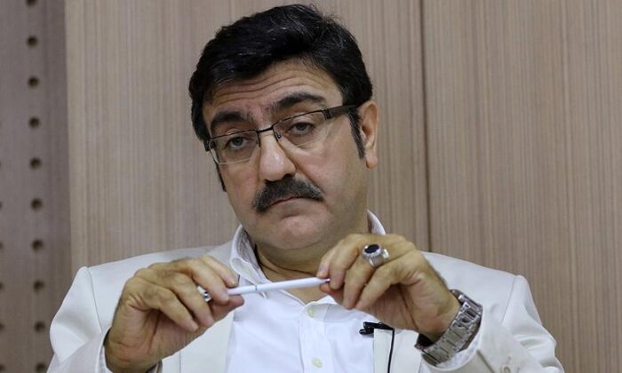 Sözde akademisyen Hacısalihoğlu AK Parti’ye şirin gözükmek için öyle bir hesap çıkardı ki izleyenlerin aklıyla adeta alay etti!.