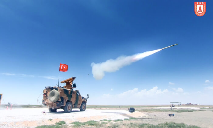 Yerli ve Mİlli gururumuz Sungur Füzesi TSK envanterine alındı…