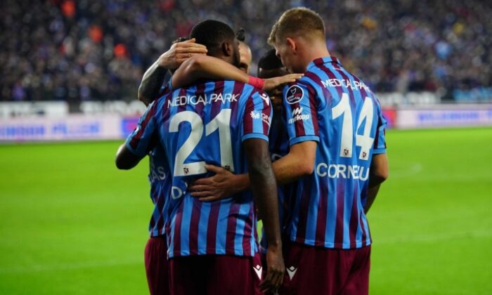 Lider Trabzonspor Alanyaspor’u darmadağın etti!.